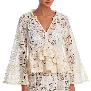 ( Rare Find) “The White Lotus x AQUA” Cream Lace Crochet Top Size Small